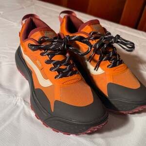 Vans Ultrarange EXO Hi MTE-2 men’s 6/womens 7.5